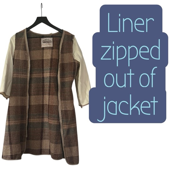 Windsor Bay Vintage 1980’s belted tan rain coat with zip out lining - Picture 2 of 16